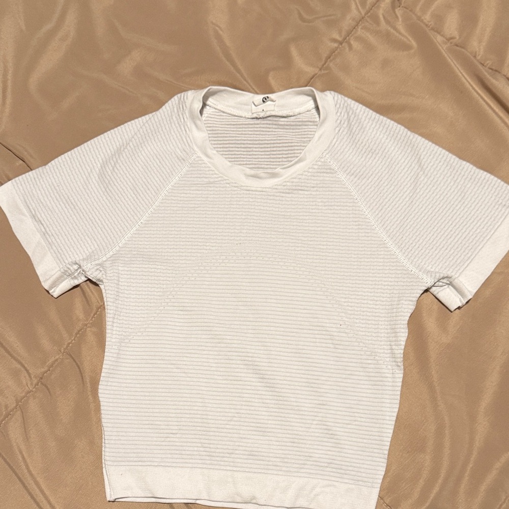 lululemon athletica White Short Sleeve Top
